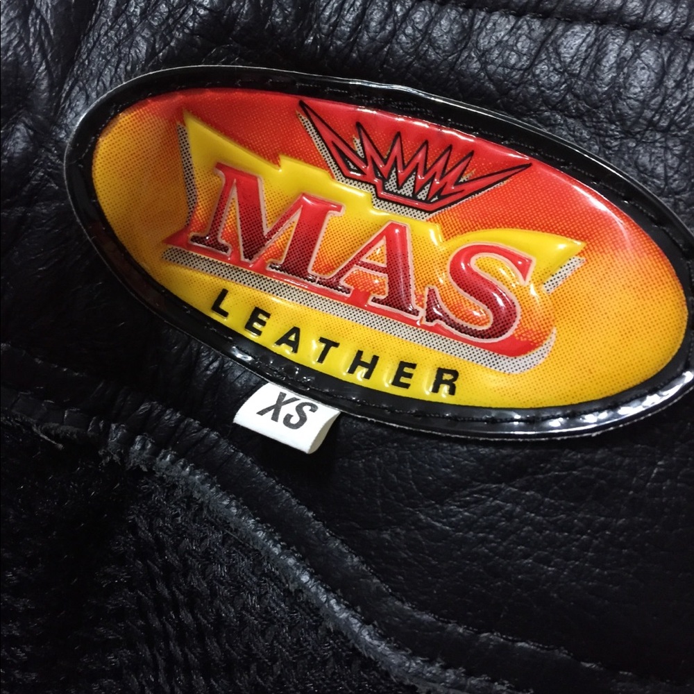 Riding Chaps Leather size ranges 8-12